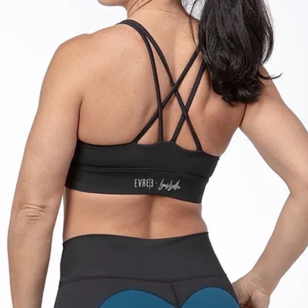 NWT Evree Bella Bra size large